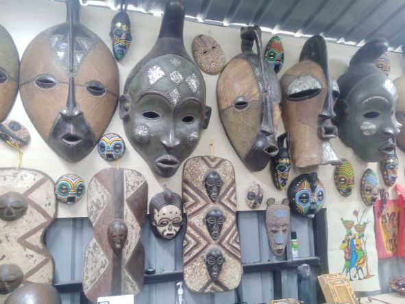 African Carvings Art African Jewelry Gifts and Souvenir